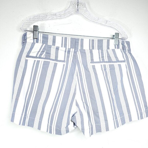 Old Navy Blue White Striped Everyday Shorts - Picture 5 of 6